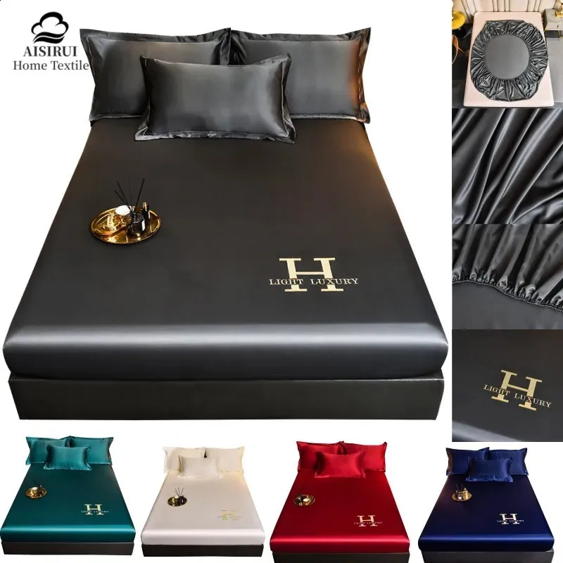 Satin Silk Fitted Bed Sheet Solid Color Elastic Washable Bedspread Ice Cool Summer Mattress Cover 180x200 for Home Bedroom Decor 240411