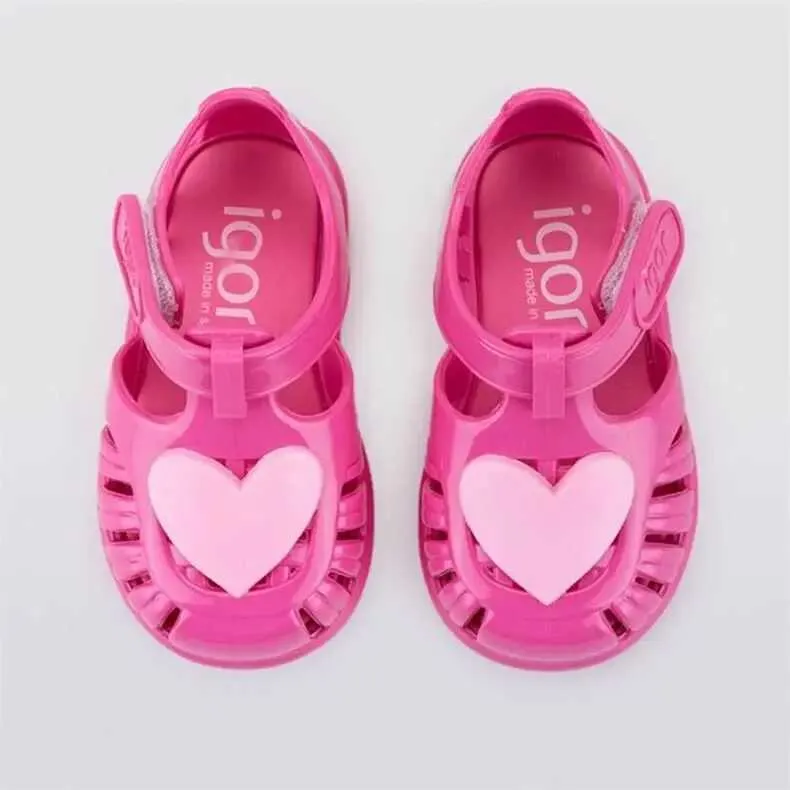 Sandali 2023 Childrens Summer Hollow Out Baotou Roman Sandals Girls Love Shoes Shoes Shoes Baby Kids Not Slip Beach Retro Shoes 240423