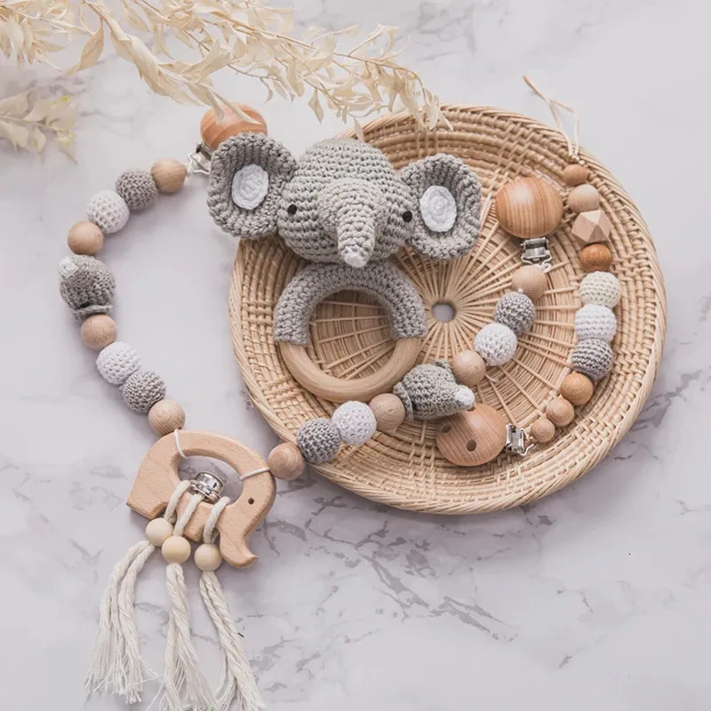 Baby Rattle Toys Wood Pram Clip Crochet Elephant Micant Soother Chain de dentition Bracelet Crib de poussette mobile Cadeaux 240418