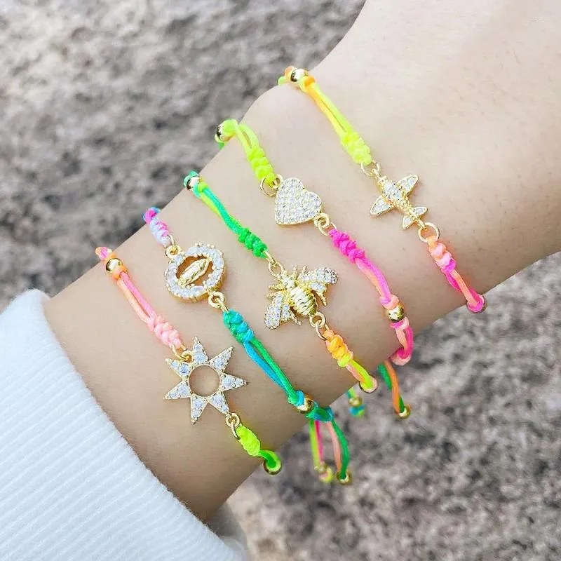 Strand Candy Color Rainbow Traided Chain Virgar Mary Bracelet Blanc Zircon Bee Heart Rope Copper Charm Bijoux pour les femmes Gift Women