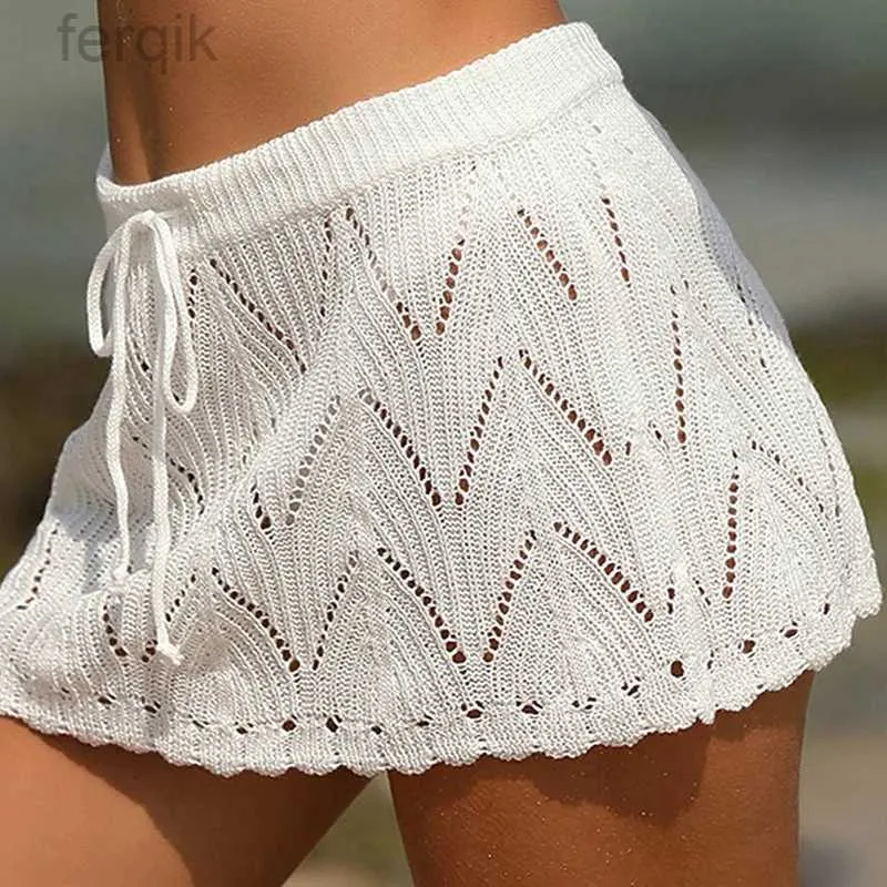 Swimons pour femmes femmes Crochet Beach Bikini Cover Up Up Mirts Summer Trawstring High Taite Tritted Mini jupes plagewear Pareo Bathing Fissure D240424