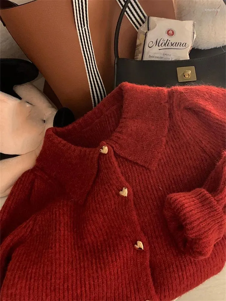 Women's Knits Retro Red Knitted Cardigan 2024 Spring Design Sense Love Single Breasted Flip Collar Sweater Elegant Fashion Coat