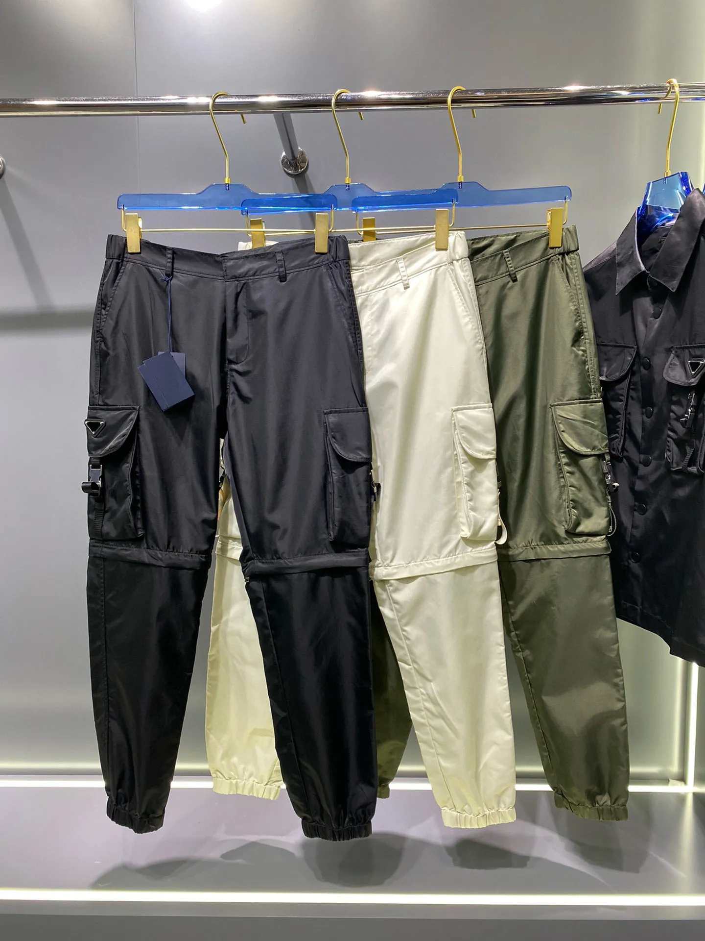 High quality new mens pants functional pant leg detachable cargo pants highend brand top designer pants