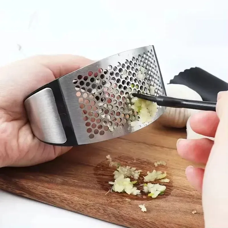 Fruit and Vegetable Tools Garlic Crusher Garlic Mincing Tool Manual Chopper Kitchen Accessories Gadgets Stainless Steel Chopping