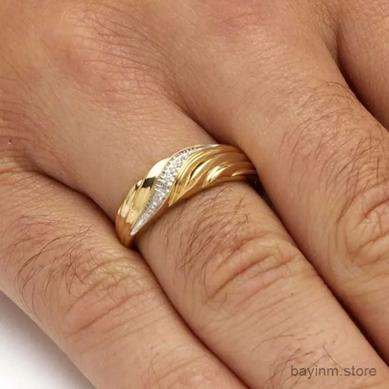 Pierścionki ślubne moda kreatywne pokręcone mężczyźni Kobiety pierścionek Złoty kolor metalowy inkrustowany z białym cyrkonem pierścionka zaręczynowa biżuteria