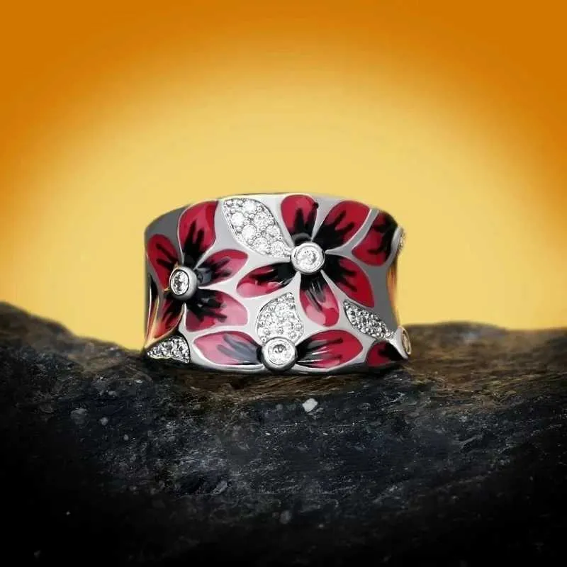 Bröllopsringar Etnisk stil Klassiska ringar för kvinnor Silver Färg Flower Metal Inlaid White Stones Ring Bröllop smycken