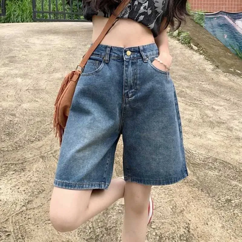 Kvinnors jeans y2k baggy shorts byxor kvinnor sommar vintage blå bred ben denim kort koreansk mode casual kvinnlig knä längd jeans mujer 240423