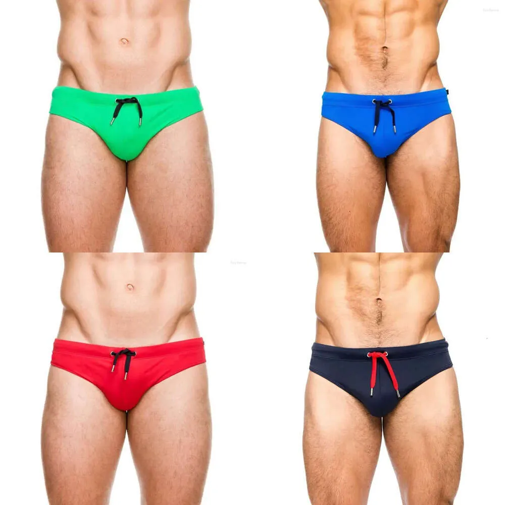 Swimwear Los pantalones cortos de natación de natación para hombres calzadas de natación de la cintura baja de encaje sólido hombre de verano vender traje masculino