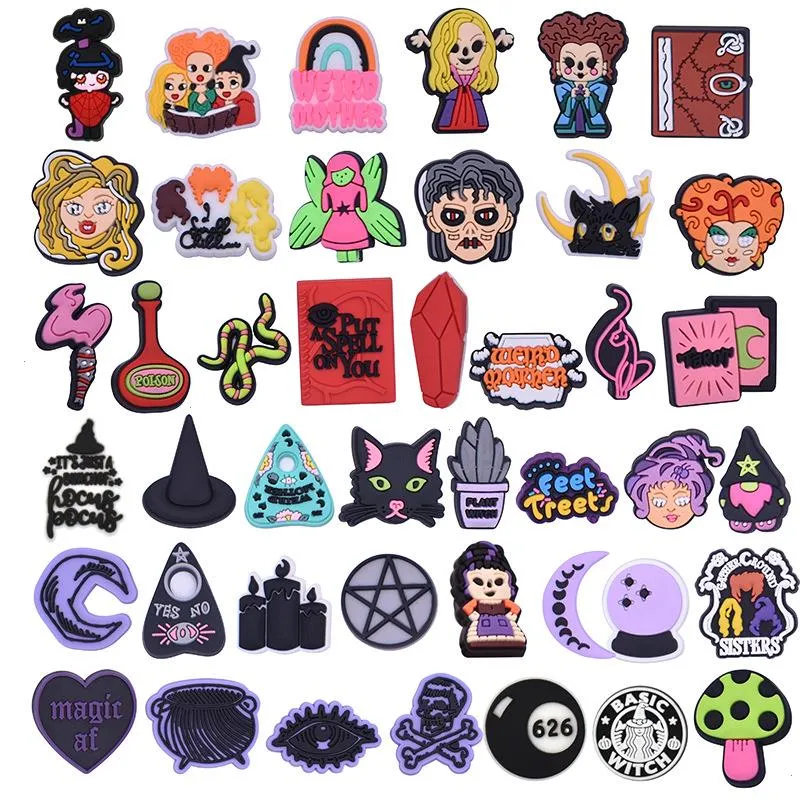 Anime amuletos al por mayor recuerdos de la infancia bruja mágica regalos divertidos caricaturas accesorios de calzado PVC Decoración Hebilla de goma suave Charmos