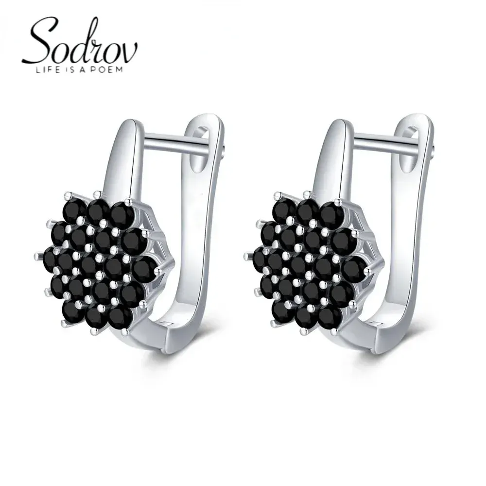 Boucles d'oreilles Sodrov Boucles d'oreilles de fleur de pierre noire de Sodrov