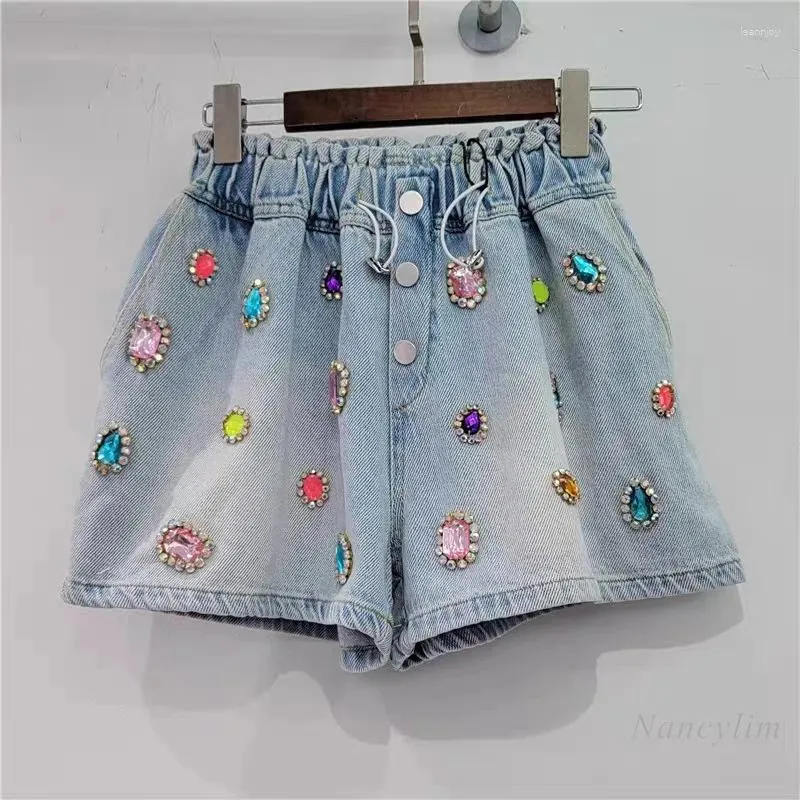 Kvinnors shorts europeisk stil 2024 Summer Heavy Hand Postsed Rhinestone Elastic High midja Loose and Slimming Denim Wide Leg Women