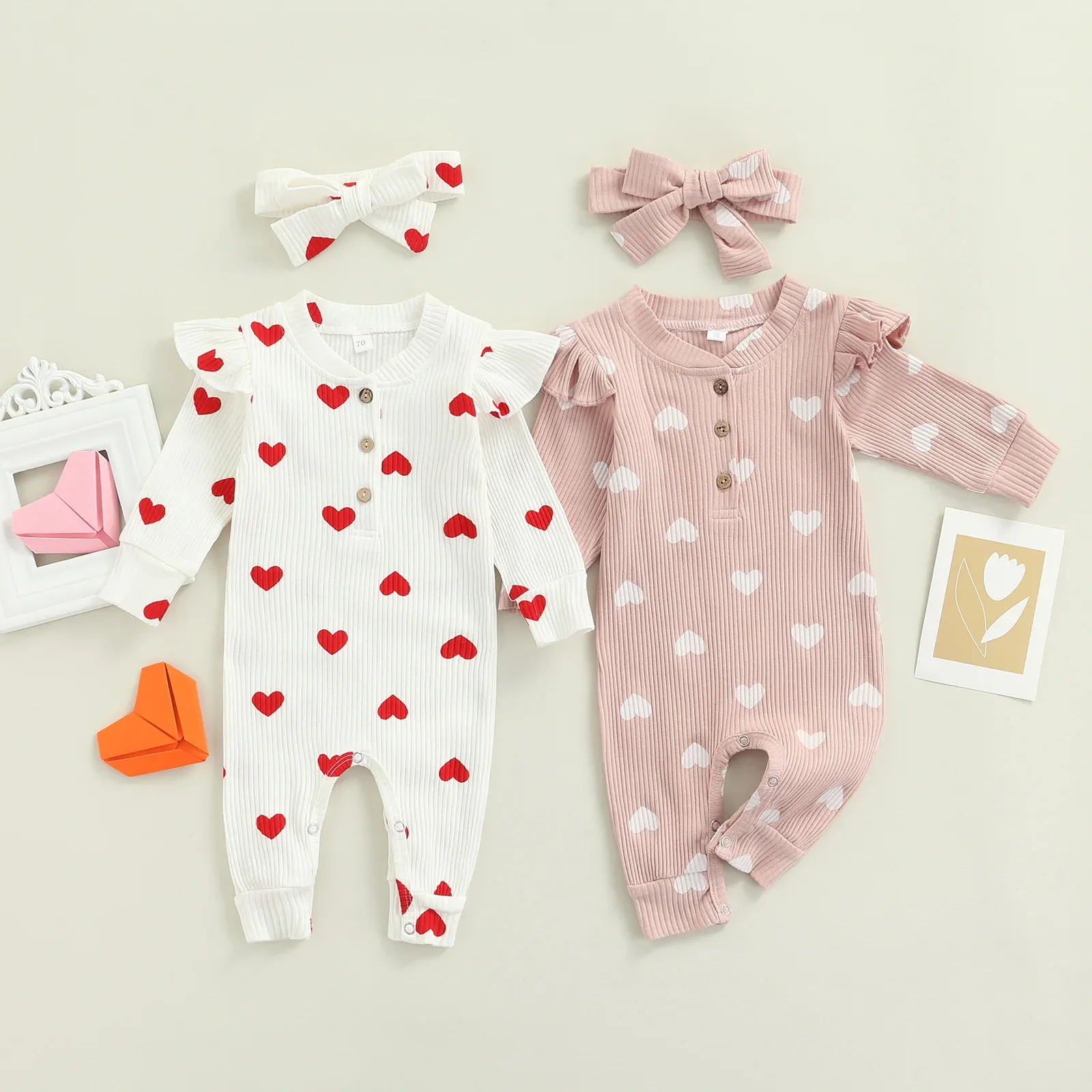 Ensemble de vêtements à deux pièces pour bébés filles, imprimé de coeur à manches longues couper couper et coiffure à nœud à arc, rose / blanc