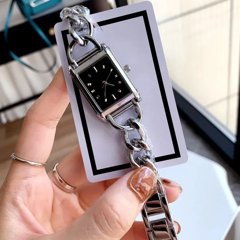 Luxury Lady Watch Top Brand Designer 24 mm Rectangle Dial Women Woches Watchs Watchs en acier inoxydable Bands de bracele
