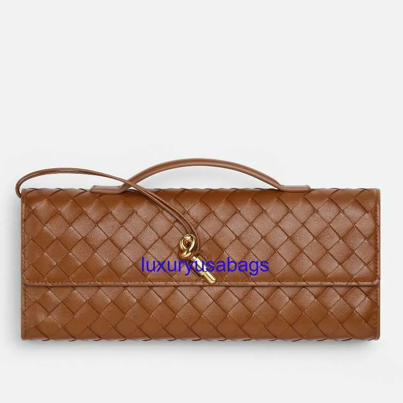 Embreagem longa feminina Andiamo com alça BOTEGAVENETA INTRCCIATO CHURTA TOP HANDCH EMBUTAÇÃO COM BANDO DE LARTURA DE ENCERRAMENTO DE NOT METÁLICO 31 cm com cinta de corpo transversal pql4