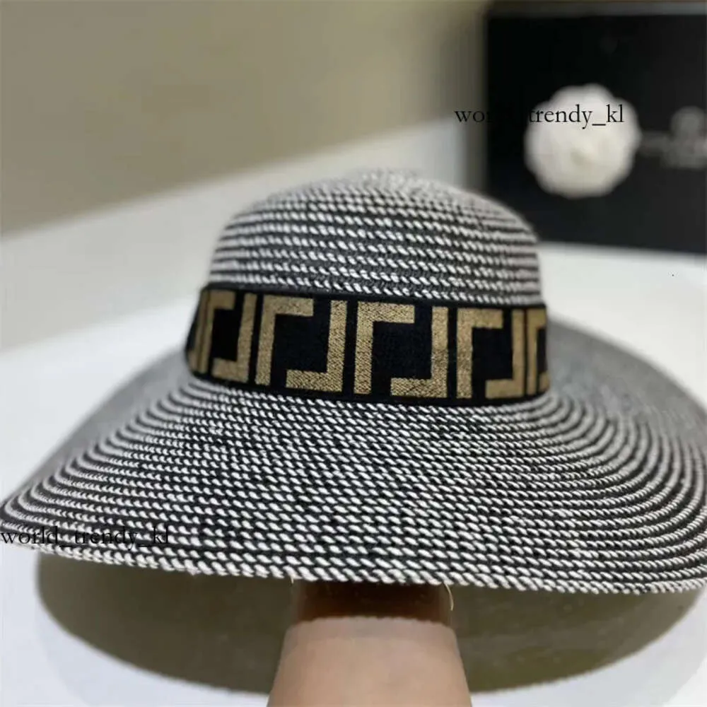 Fashion Fendicap Straw Hat Designer Mens Womens Balde Chapéu Capsários Capitados Sun Protection Travel Summer Praia Letra de luxo de luxo grande Caps 249