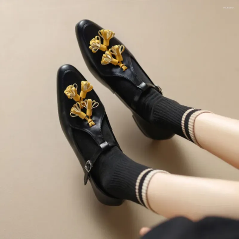 Casual schoenen Dames Loafers Echt lederen schapenvacht Instep in de is varkenskin round teen schoen decoratieve bloemen