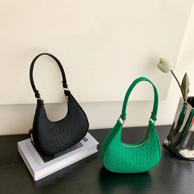 Shopping Bags Fashion Simple Totes For Women Trendy Vintage Handbag Female Small Subaxillary Casual Mini Shoulder Bag From 14 28 DHgate