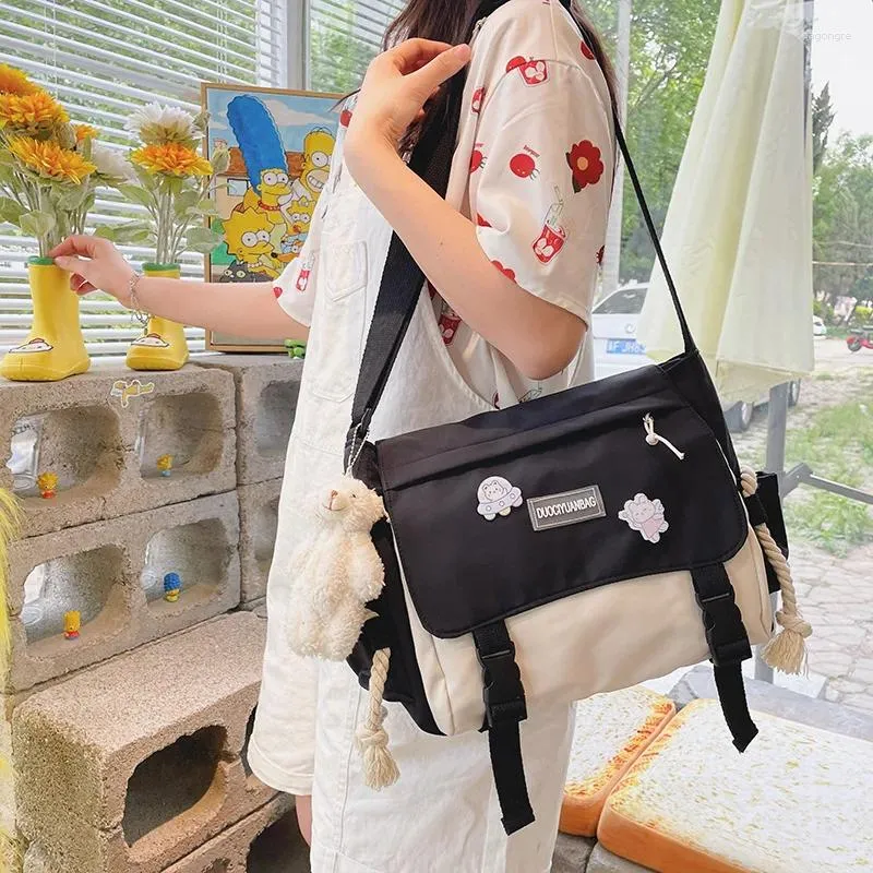 Shoulder Bags Korean Version Of Ulzzang's Sense Ancient Style Little Fresh Girl Student Color Matching Messenger Bag Japanese Versatile Lei