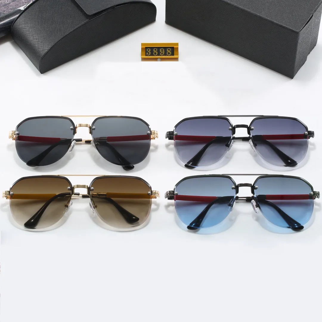 Polarizing sunglasses New fashion sunglasses 100% UV neutral with box