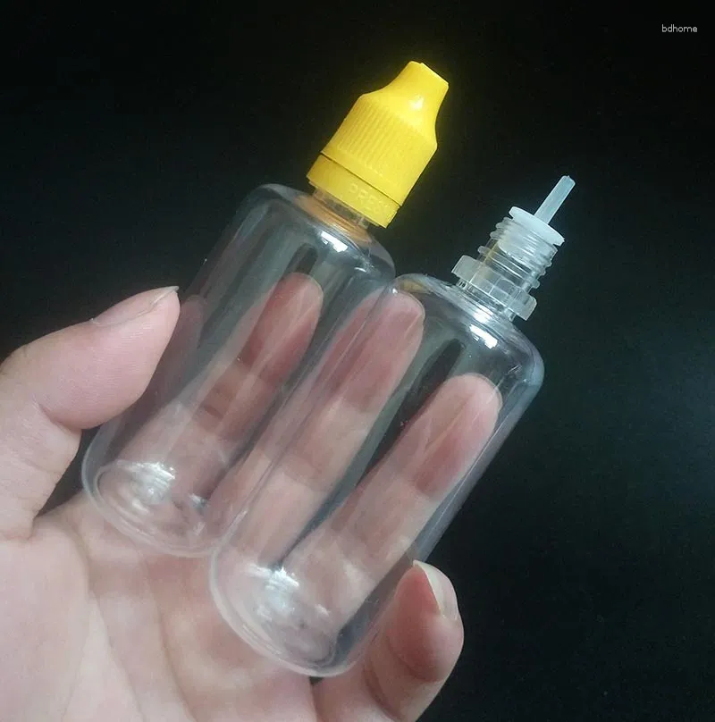 Förvaringsflaskor E Liquid 60 ml Plastic Pet Droper flaska för cigarett med lång tunn spets och barnsäker mössa