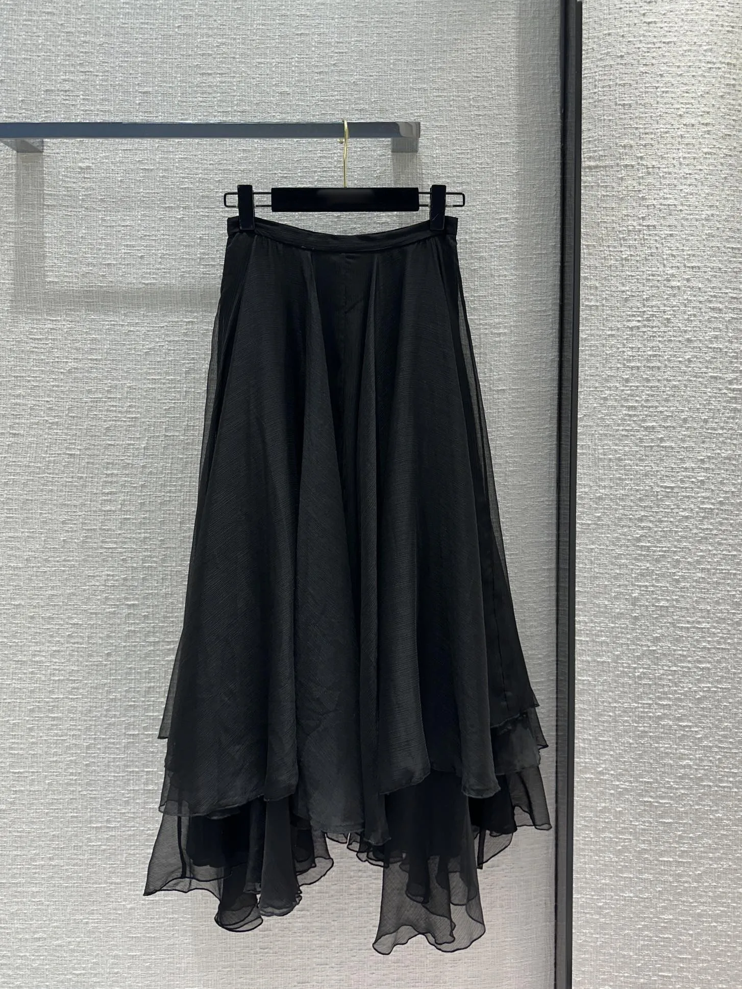 2024 Nowy wiosenny projektant latem marka mody spódnice w tym samym stylu sukienka luksusowa spódniczka damska 0424-25