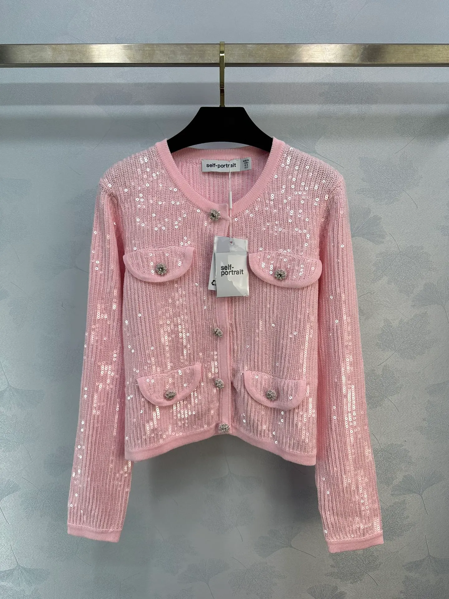 Tendance 2024 Top étincelant rose printemps / été