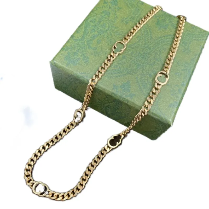 Collana di gioielli di design alla moda Collana Vintage Lunga catena di lettere Giochi regolabili per donna collane oro placcata di lusso Donne ZH217 B4