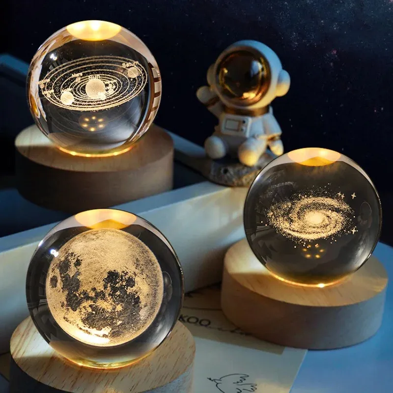 Pianeta creativo a sfera di cristallo 3D Galaxy Glass Globe Moon Desktop Decor decorazione Casa Ornamento Regali di ornamento 240418