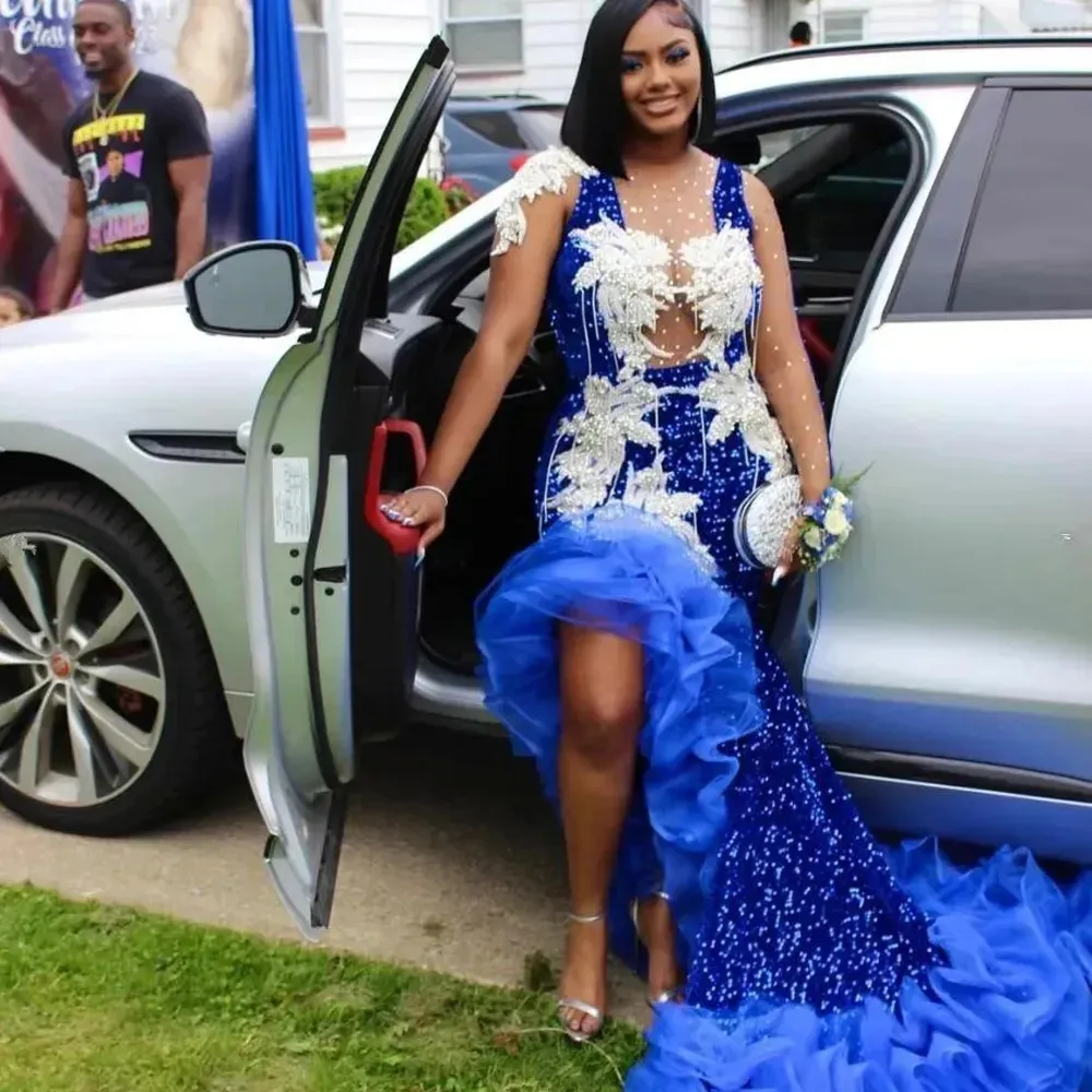 Meerjungfrau Royal Blue African Prom Kleider für Frauen Kristall Seite Split Rüschen Geburtstagsfeier Kleid Langes Schwanzkleid Kleid