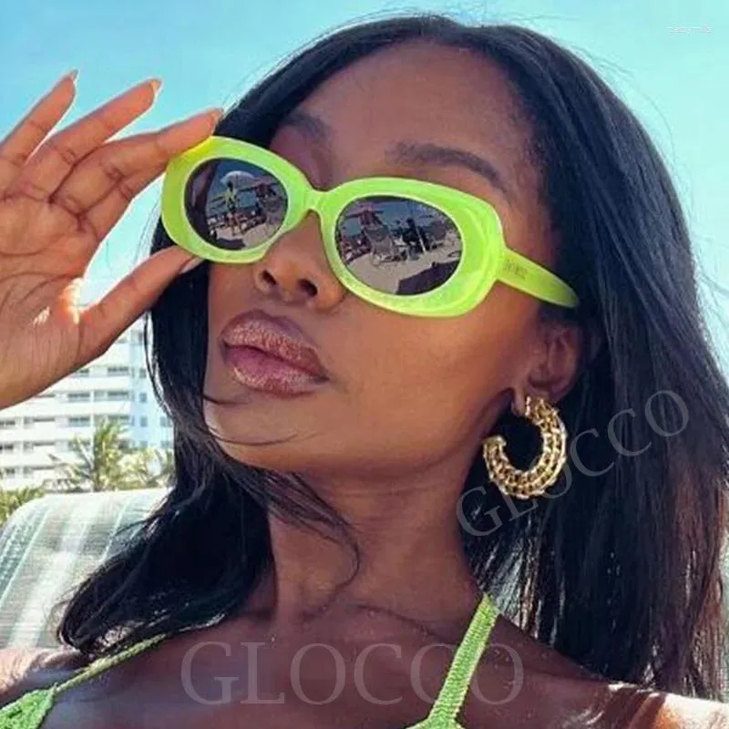 Okulary przeciwsłoneczne modne zielone zielone owalne kobiety vintage małe szklanki słoneczne damskie okulary Uv400