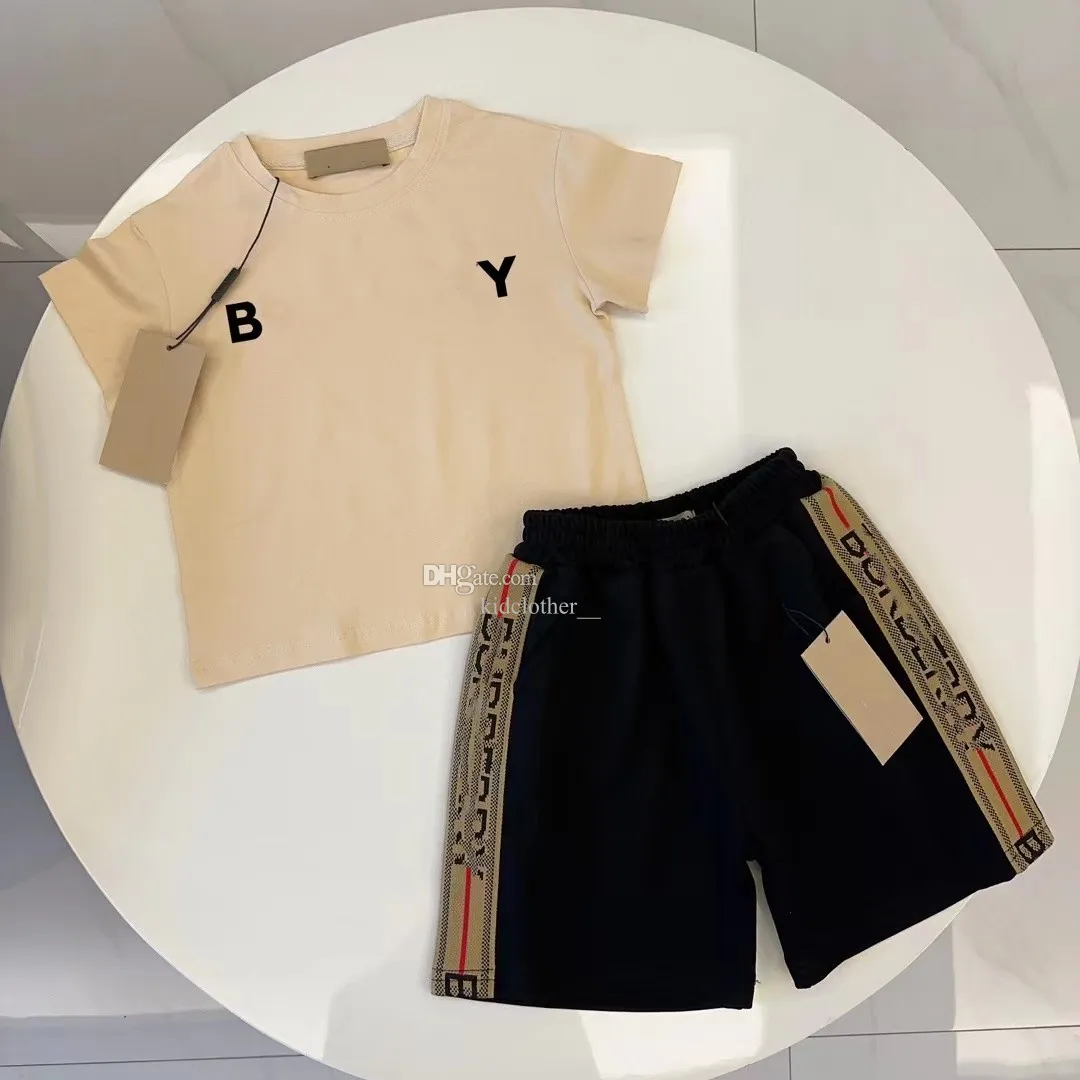 vestiti per bambini abiti da bambino ragazzo ragazzo figlia fratello set kid designer a due pezzi set padre mercoledì 100% di lussuoso marchio di lusso comodo traspirato senza pillole