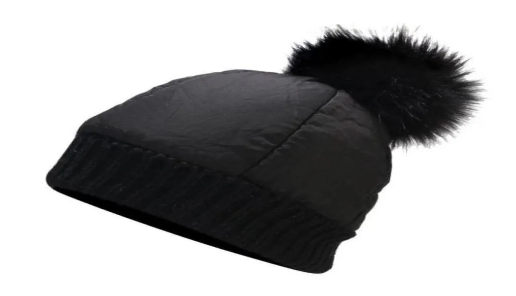 Czapki z czapką czapki zimowej kobiety WITRPOOF Down Skullies Valies for Ladies Faux Fur POm POM HATS PLEETE WESPÓLNE BLACKIE