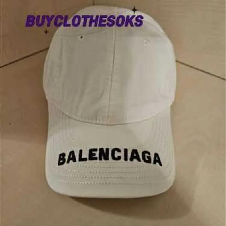 Baseball Cap Designers Hats Luxurys sportstil Baseballcaps Hat Gift Blnciaga Estruerad Hat Justerbar helt ny vit WL