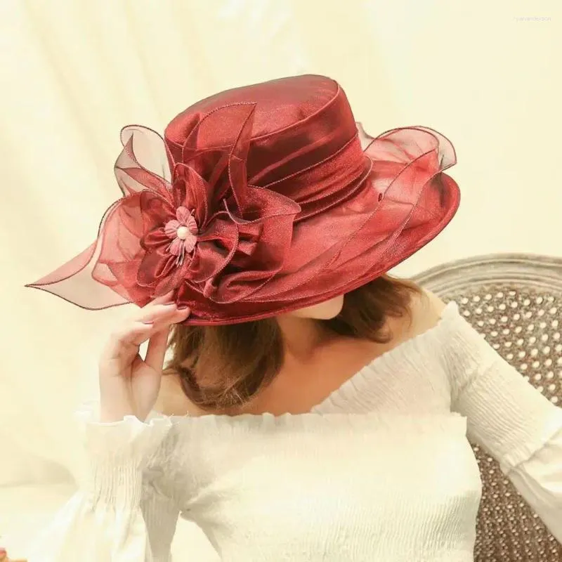 Berets Women Hut elegantes Blumenoberteil für Wide Bim Beach Sun mit Retro -Stil faltbarer Abendparty -Accessoire