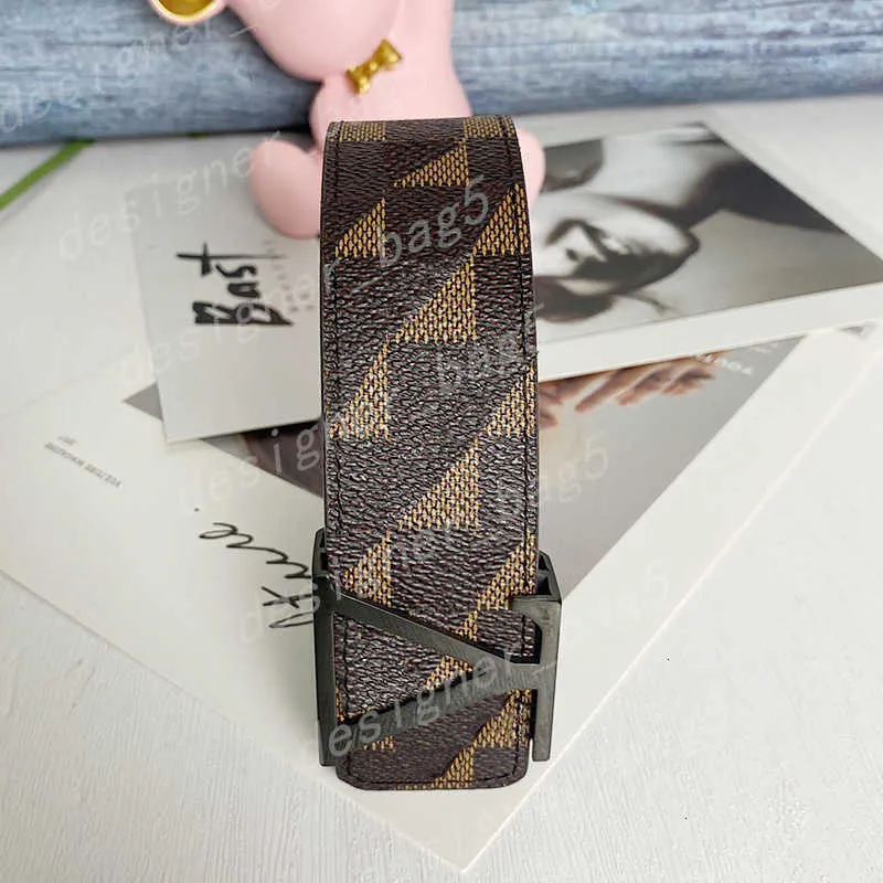 Cinturão de designer clássico de 4cm 4cm Vintage Homens de pebocheia de cheiro de chão de bônus de fivela suave feita de couro genuíno para homem e mulher