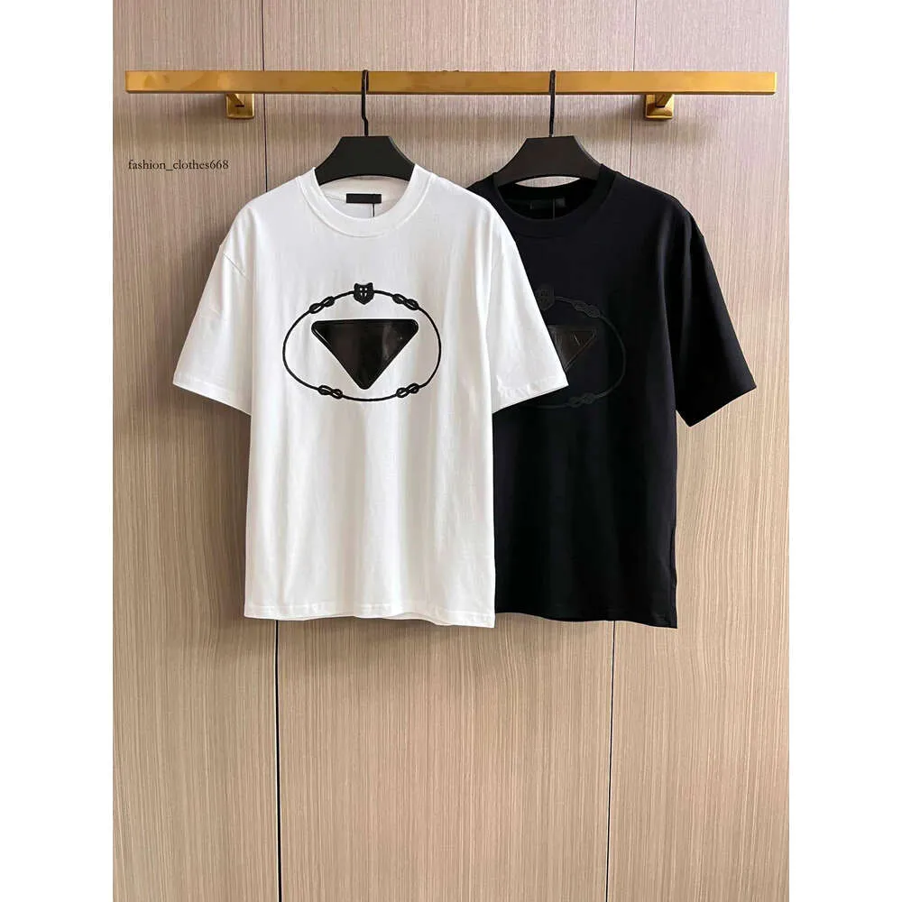 2024 Koszula designerska Czarno-biała damska 100% bawełniana z krótkim rękawem Trójkąt klatki piersiowej drukowana moda T-shirt azjatycki rozmiar M-3XL