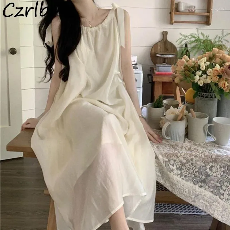 Abiti casual Donne senza maniche Bandage FAIRORE SCHI SCHEDA SCHEDA ALLA TENERE TENTERE SVIERA CHIMERMENTO MIDI MIDI Vintage Ulzzang Ladies