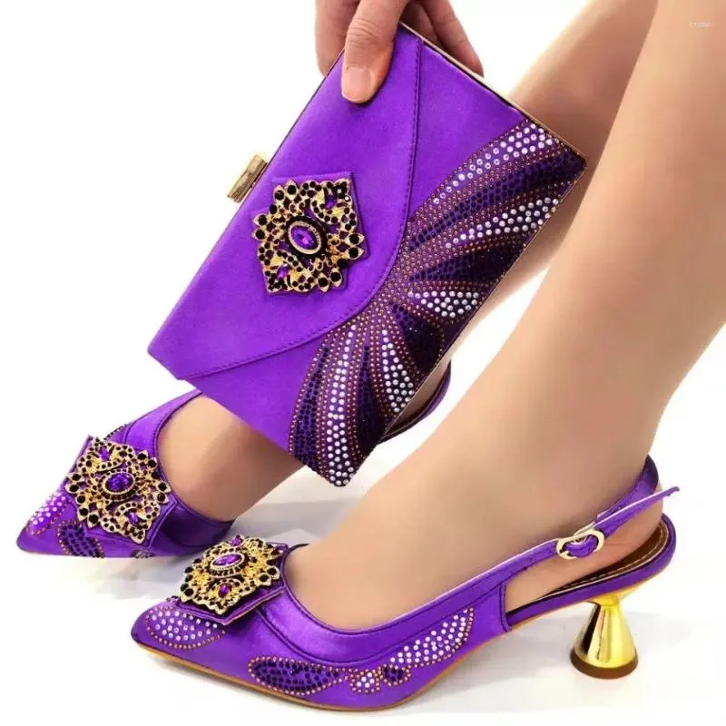 Отсуть туфли Чудесная фиолетовая женская сумочка с стразами африканские насосы и сумки CR790 каблук 5,8 см