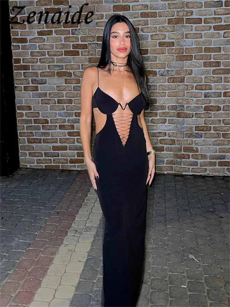 Lässige Kleider Zenaide 2024 Sommer Spaghetti -Gurt hohl aus langen Kleid Verband Rückenlose sexy Maxi -Party angebautes Club Frauen Y2K Schwarz