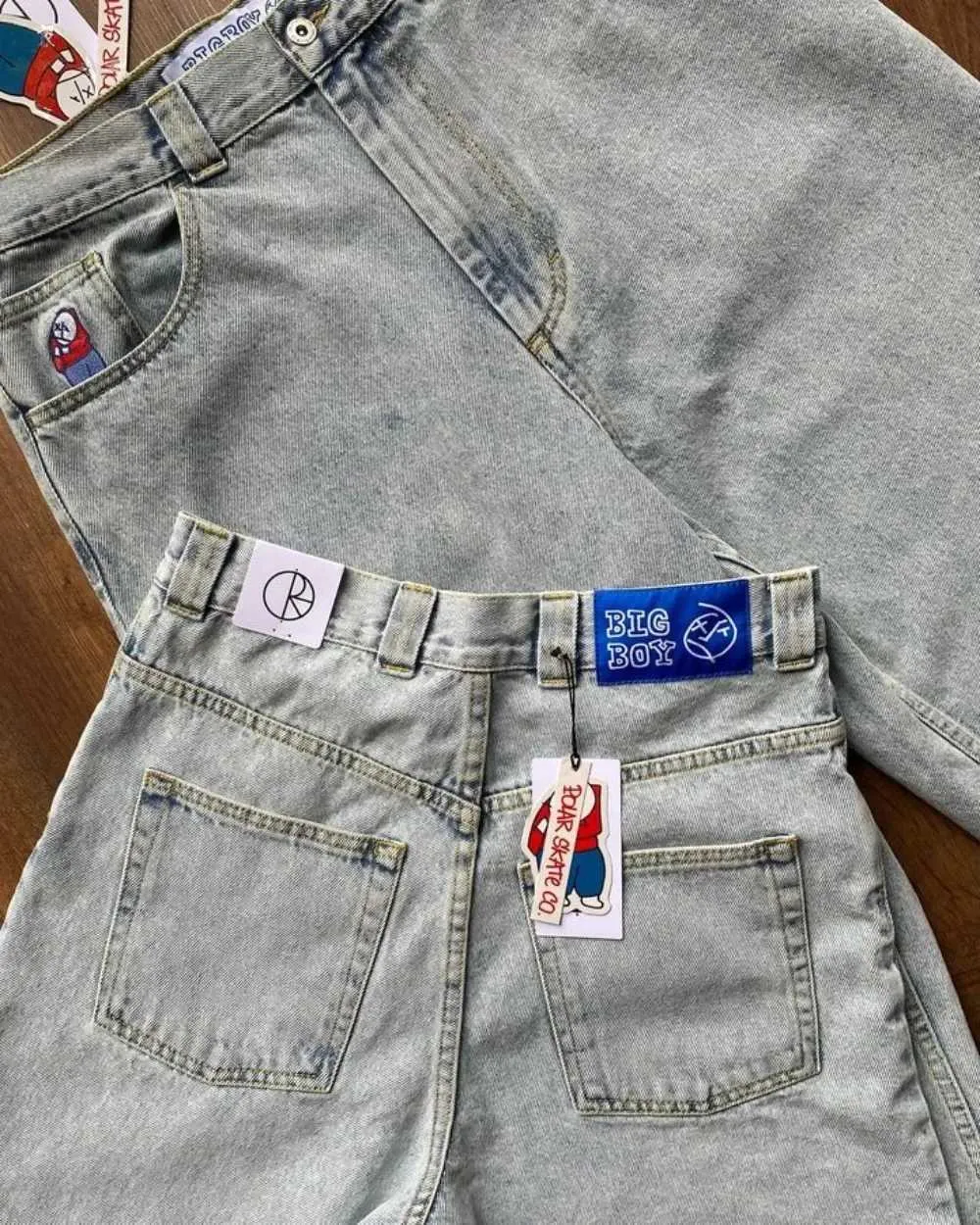 Jeans feminino bordado gráfico de jeans big boy y2k japonês gótico desenho animado de hip hop retro azul de jeans de jeans masculas altas calças largas de cintura 240423