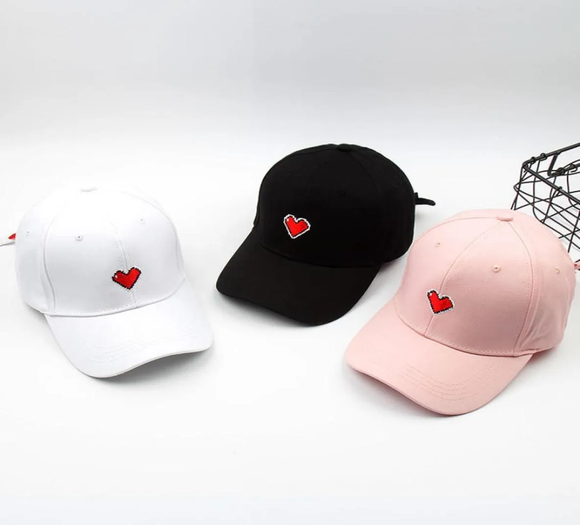 Nieuwe stijl Red Love Baseball Cap Embroidery Love Snapback Hat Cotton Tongue Cap Pink Baseball Hat7417043
