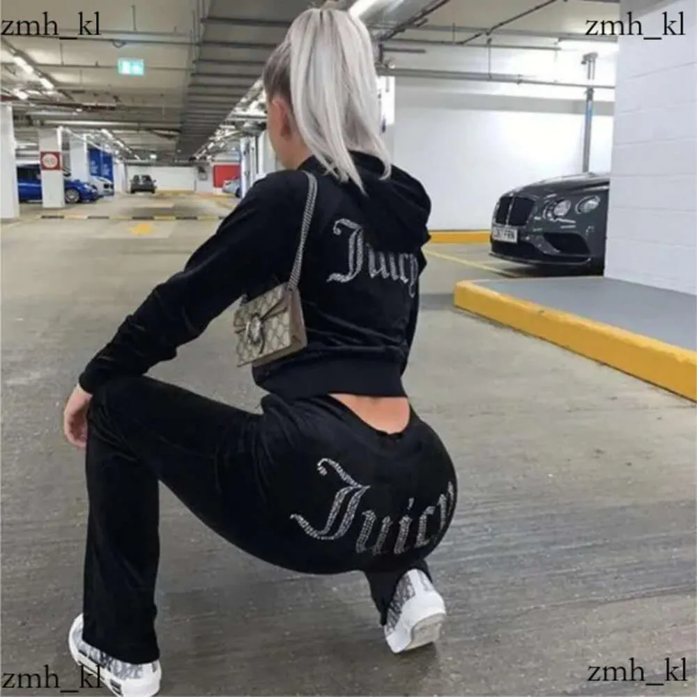 Juicy Tracksuit Fashion Set Women Juicy Designer Clothes Tracksuit Women Sporting Red Suits Slim Casual Velvet Women Set Track Suit Couture Sweatsuits 636