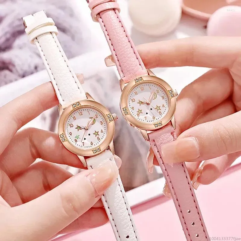 Montre-bracelets décontractés Star Star Moon Enfants lumineux Regardez pour les femmes filles en cuir féminin dames montre le quartz horloge montre femme