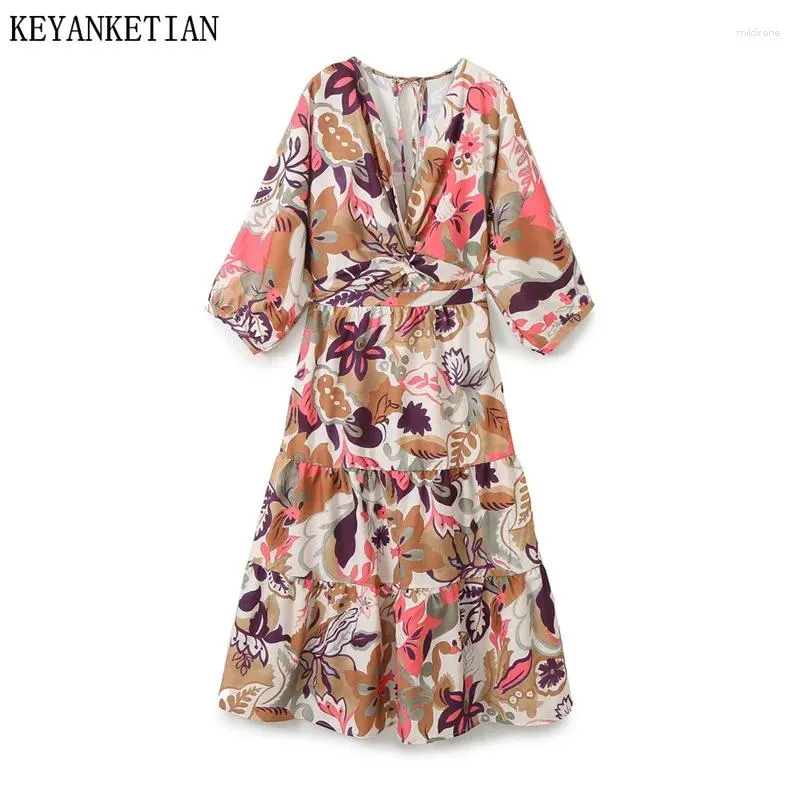 Vestidos de festa keyanketian 2024 Lançar o feriado do vento estampa de flor Hollow out midi vestido feminino decoração de meia mangas