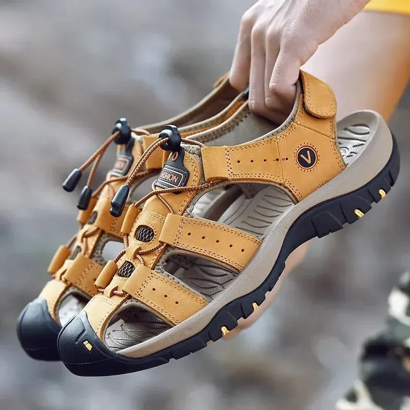 Boots Summer Men Leather Beach Shoes Antislip Soft Slipon Sandals Breathable Waterproof Comfortable Shoes