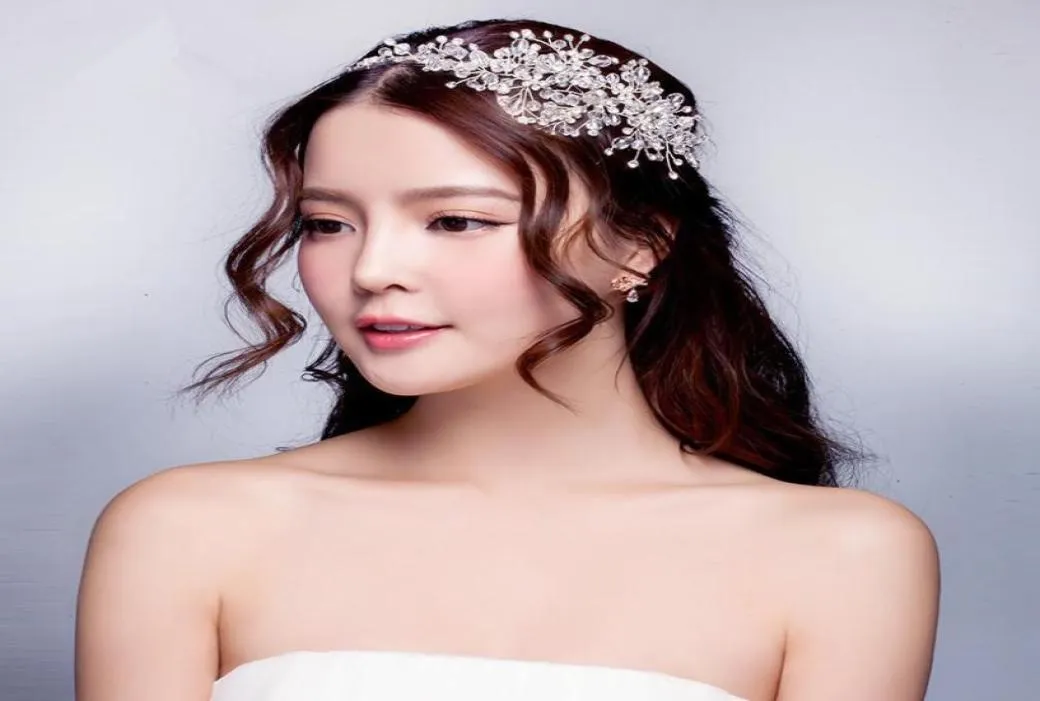 2019 Bröllopsklänningar Hårtillbehör Korea Shining Wedding Bridal Crystal Veil Faux Pearls Crown Headband Hårtillbehör för PA1084592