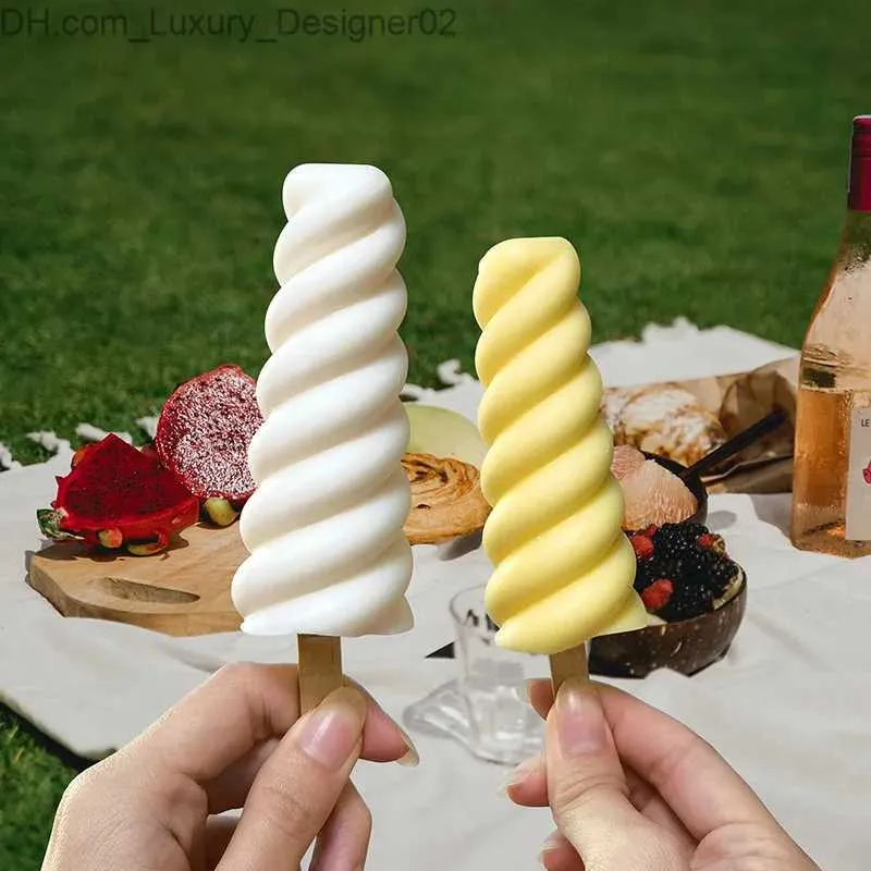 Eiscreme-Werkzeuge 6-Even-Spiral-Eis-Eis Silikonform selbst gemachter Kinder Eiszeitenhersteller Lebensmittelqualität Sommer Dessert Gelee Q240425