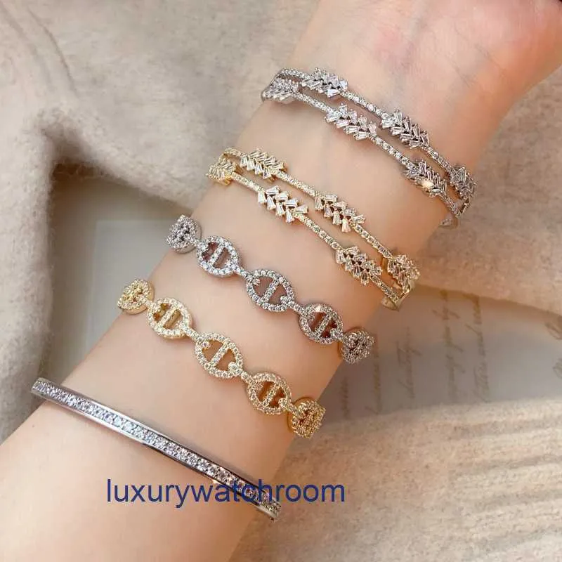 Bracele Bracele classique Bracele Bracele High Bracelet ~ Micro Inlaid Zircon Full Diamond Pig Pig Nose Light Niche Niche