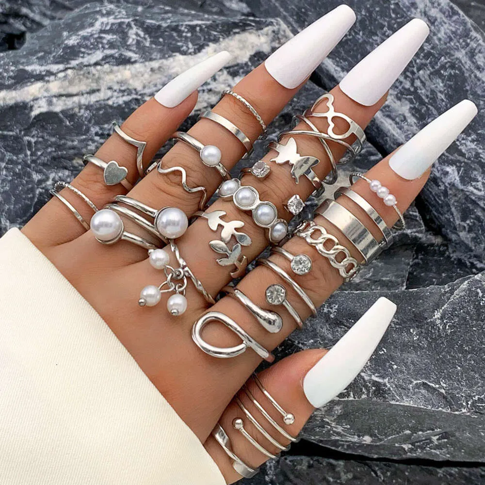 Fashion Leaf Ny mångsidig kärlek Personlig geometri skiktad fog ring Multi Piece Set