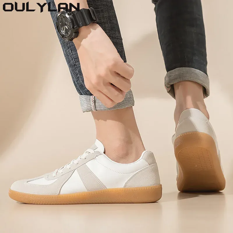 Stivali Oulylan Show Show For Men Flat da uomo Scarpe casual da uomo Outdoor Wild Sneakers Scarpe di moda di fascia alta Domani uomini uomini